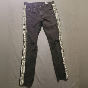 Empyre Size 32 Black White